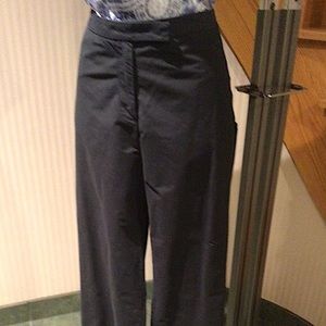 ⬇️Price Drop⬇️French Connection Black  casual pants with zippers